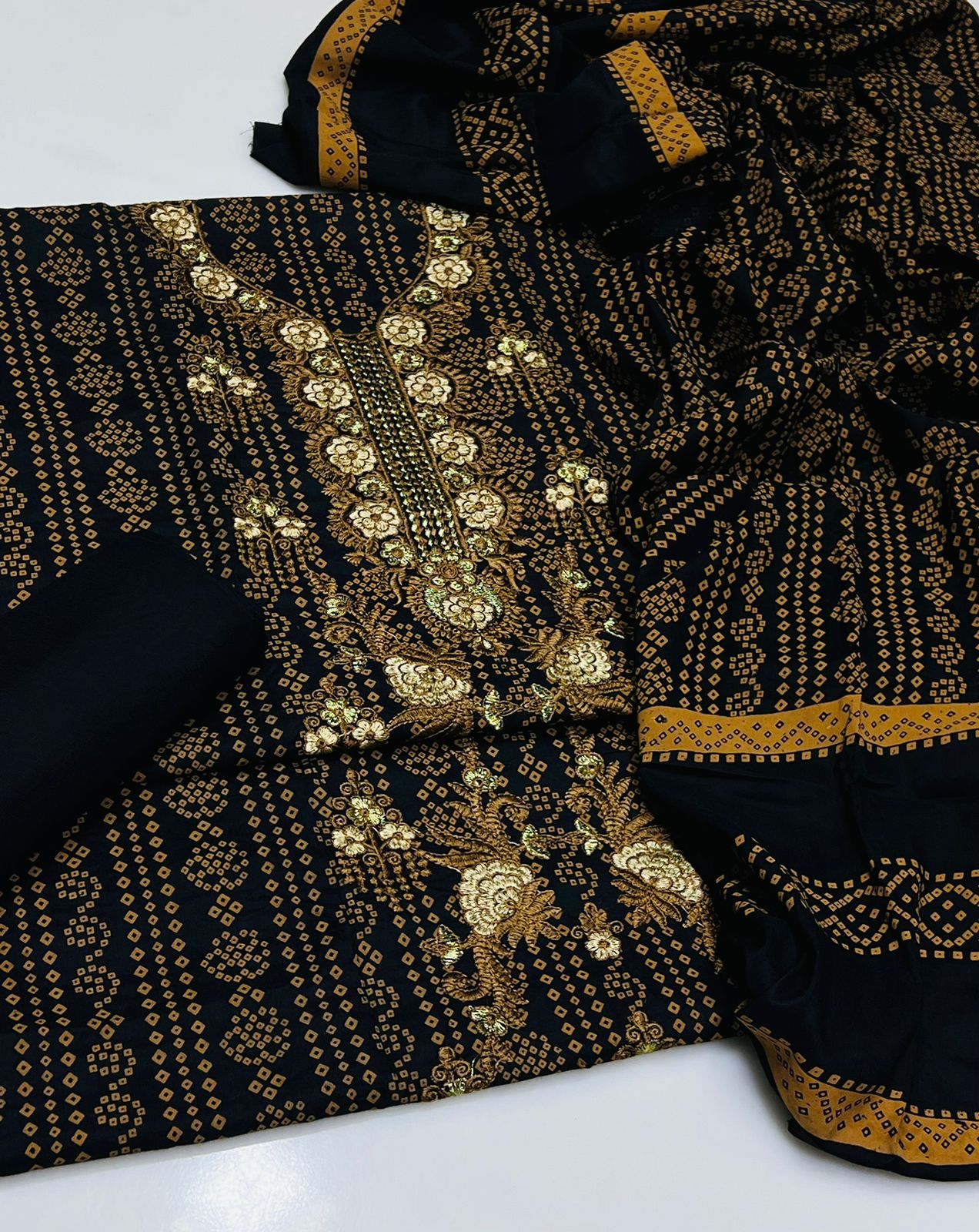 4PC winter Lilan Embroidery Dress