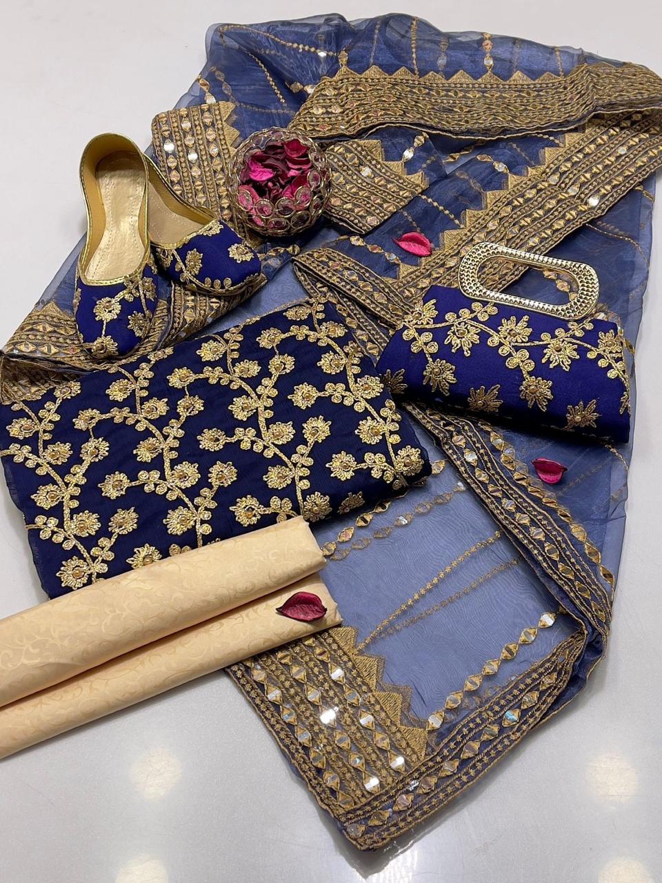 5 PC Embroidered Suit (Khussa & Clutch Free)