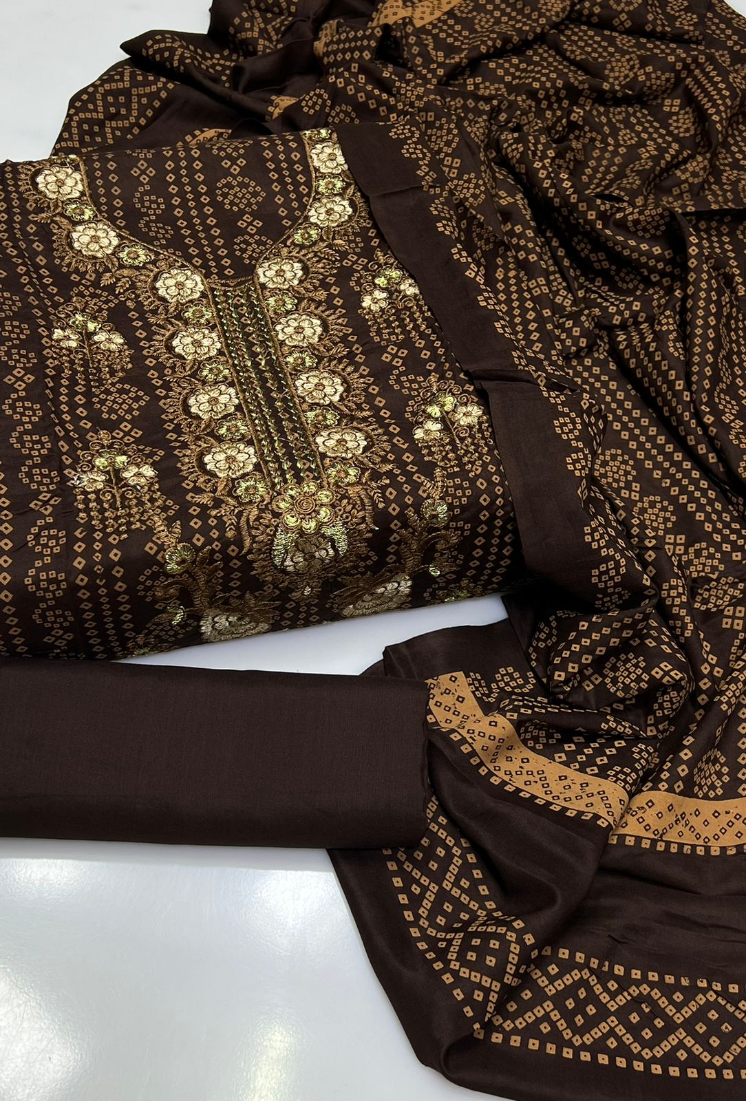 4PC winter Lilan Embroidery Dress
